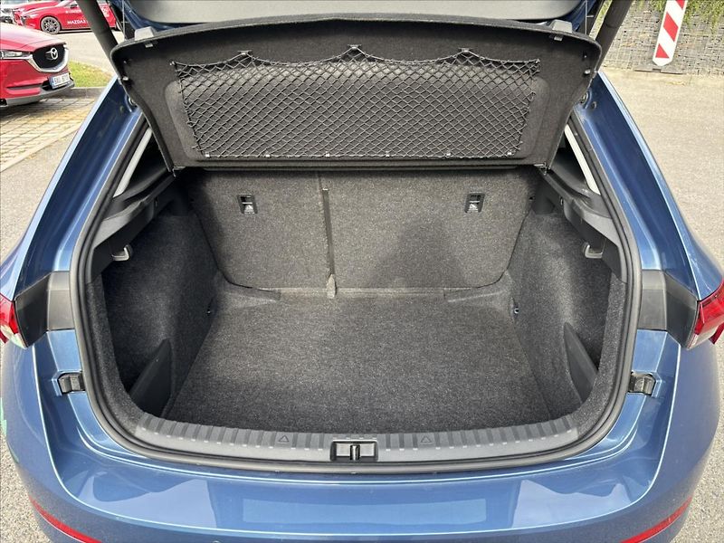 Škoda Scala 1,0 TSi Style ELkufr MRTVÝúhel - fotka 13 z 43