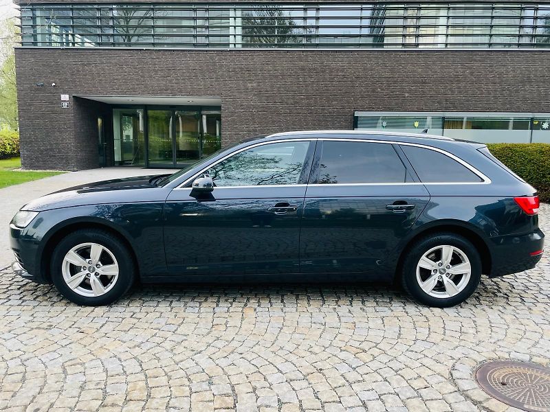 Audi A4 Avant 2.0TD AUT VÝHŘEV SENZORY - fotka 17 z 48