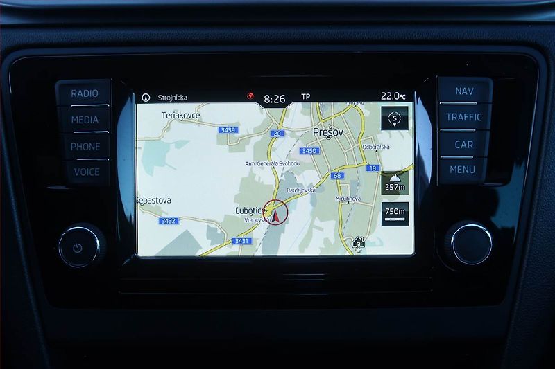 Škoda Rapid (2018) 1.0 TSI, Navi, Tempomat - fotka 13 z 23