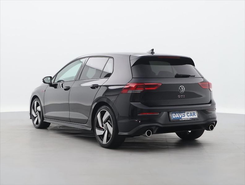 Volkswagen Golf 2,0 TSI GTI 180kW DSG DPH - fotka 5 z 41