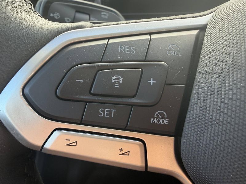 Volkswagen Tiguan (2025) People 7DSG 2,0TDi - fotka 16 z 25