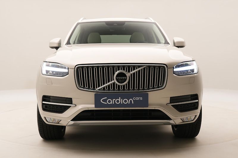 Volvo XC90 D5 AWD INSCRIPTION REZERVACE - fotka 15 z 56