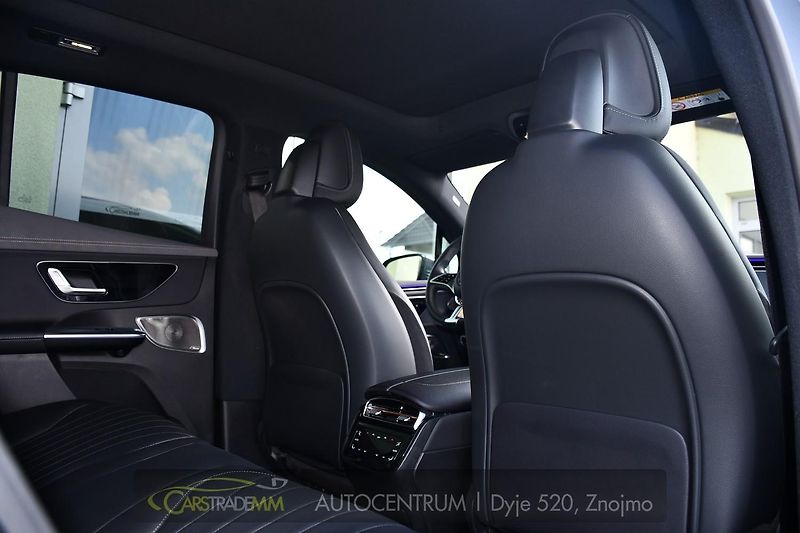 Mercedes-Benz EQE 350 4-MATIC PREMIUM PLUS - fotka 18 z 62