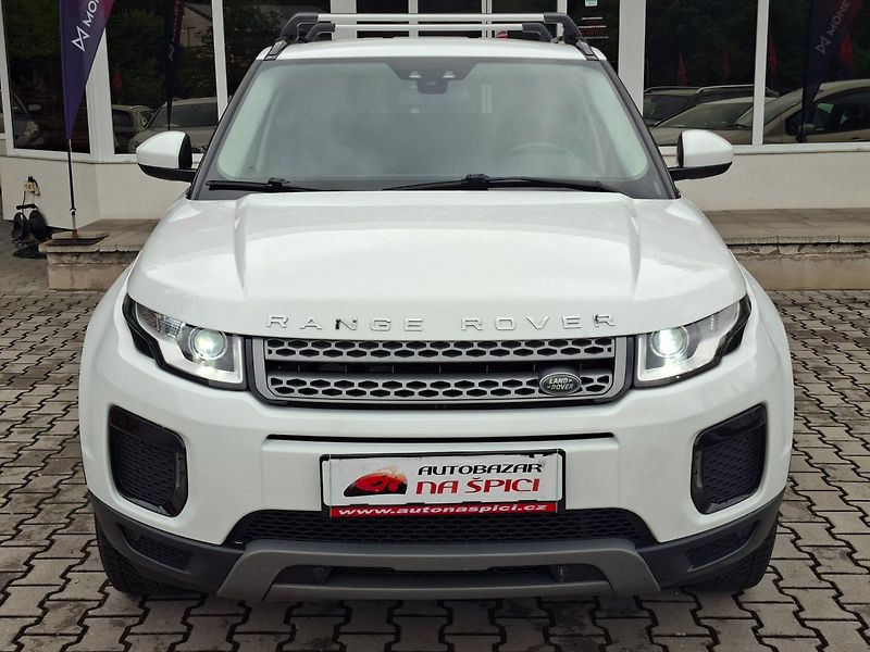 Land Rover Range Rover Evoque (2017) 2.0TD4 110kW 4X4 -NOVÉ V ČR - fotka 3 z 42