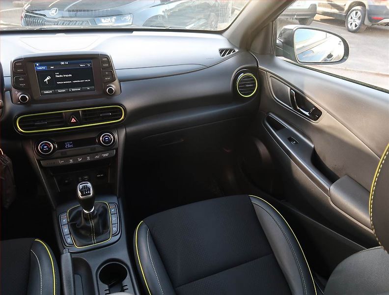 Hyundai Kona (2019) 1.0 T-GDI, Serv.kniha, Kůže - fotka 8 z 20