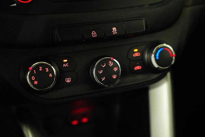 Kia Ceed - fotka 21 z 25