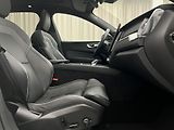 Volvo XC60 B5 AWD BLACK EDITION PLUS AUT  - náhled 20