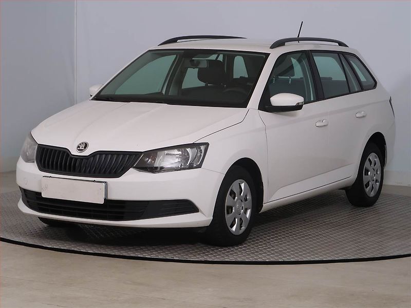 Škoda Fabia (2015) 1.4 TDI - fotka 2 z 15