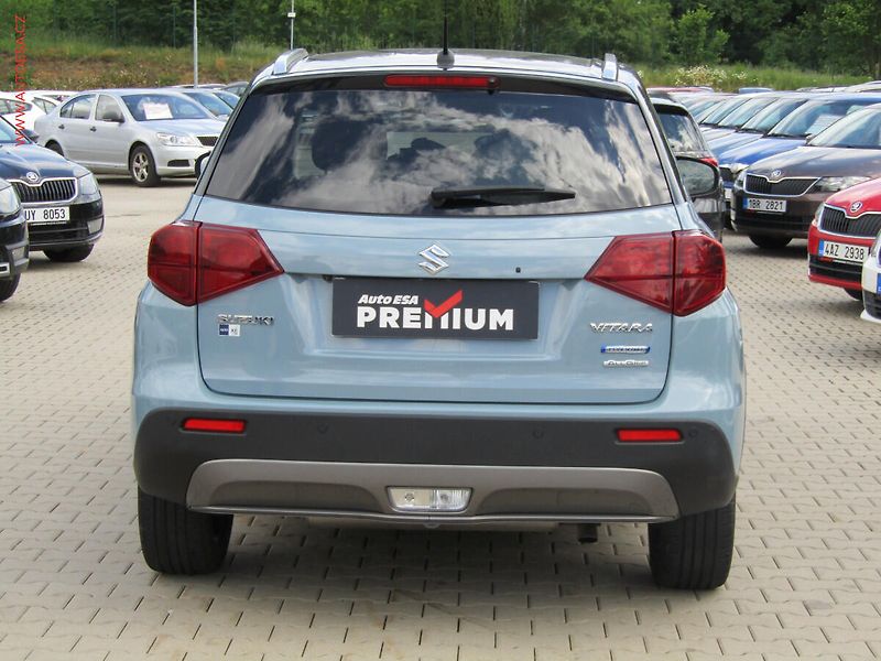 Suzuki Vitara (2021) 1.4T 4x4, 2.maj,ČR, Elegance - fotka 5 z 21