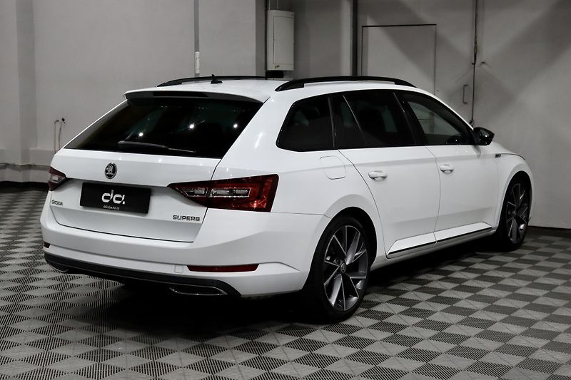 Škoda Superb 3 2.0 TSI 162 kW DSG Sportline - fotka 6 z 48