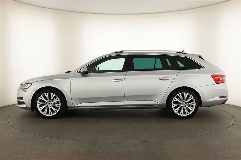 Škoda Superb (2021) Laurin&Klement 2.0 TDI - fotka 3 z 24