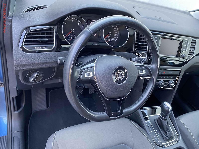 Volkswagen Golf Sportsvan (2014) 2.0 TDi, Highline, DSG - fotka 12 z 18