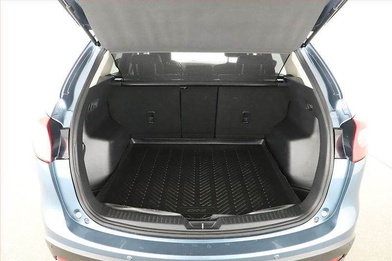 Mazda CX-5 (2015) 2.0 Skyactiv-G, 4X4, Automat - fotka 11 z 16