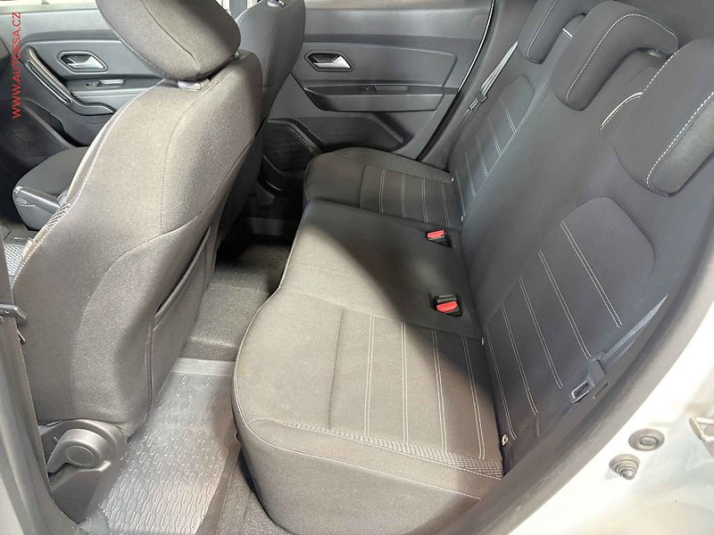 Dacia Duster (2022) 1.5 dCi 4WD, 1.maj,ČR - fotka 10 z 18