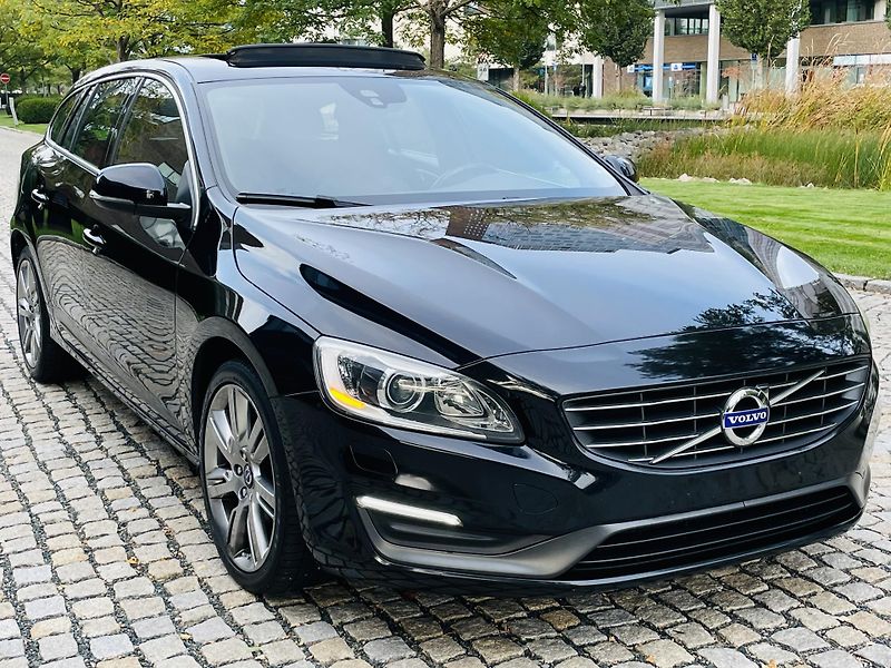Volvo V60 2.0D 5VÁLEC AUT SERVISKA TAŽNÉ - fotka 8 z 44