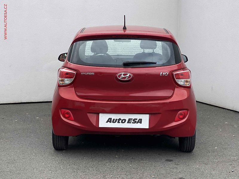 Hyundai i10 (2016) 1.0i, 1.maj,ČR, servis.kniha - fotka 5 z 17