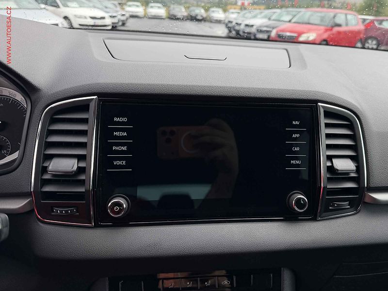 Škoda Karoq (2019) 1.6TDi, Ambition,DSG, navi, - fotka 13 z 17