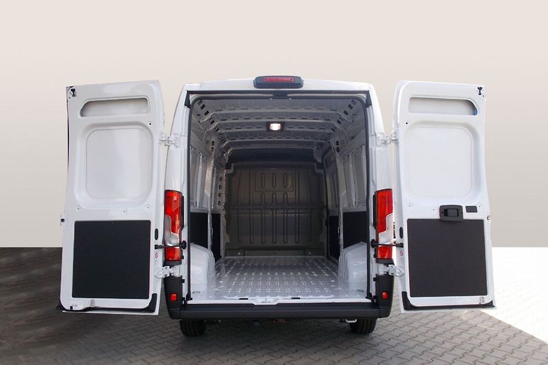 Opel Movano (2026) Van 3500 L3H2 2.2 CDTi 140k 6- - fotka 10 z 28