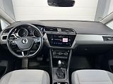 Volkswagen Touran (2021) 1.5TSI 110kW DSG 7.MÍST EVO - náhled 12