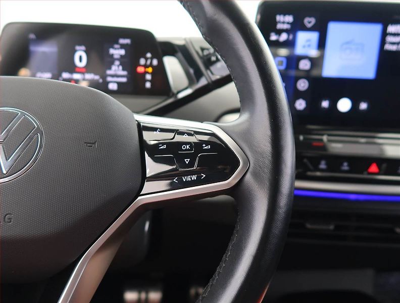 Volkswagen ID.5 (2023) Pro Perf. (82 kWh), SoH 95% - fotka 17 z 25
