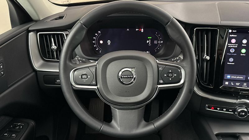 Volvo XC60 2.0 T6 AUT AWD Recharge Core - fotka 9 z 32