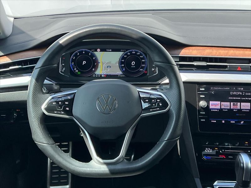 Volkswagen Arteon Shooting Brake 2,0 TSi 140kW ELEGANCE - fotka 15 z 27