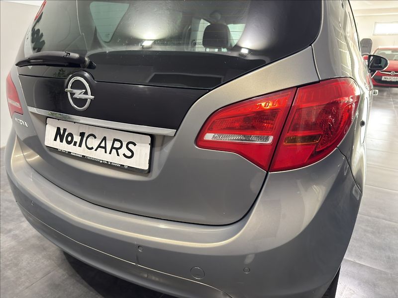 Opel Meriva 1,4   74 kW EDICE 150 1.MAJ - fotka 24 z 29