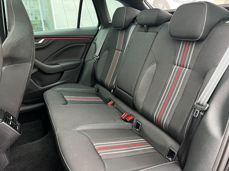 Škoda Scala Monte Carlo 1,0 TSI 85KW DSG - fotka 20 z 25