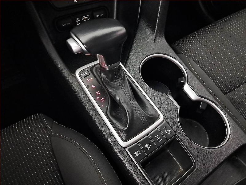 Kia Sportage (2017) 1.6 T-GDI, 4X4, Automat, ČR - fotka 13 z 23