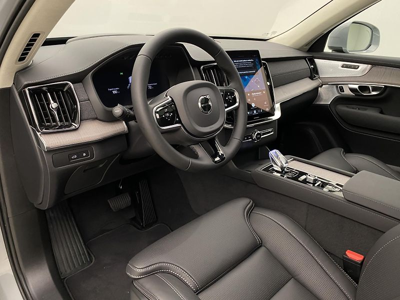 Volvo XC90 (2026) T8 AWD RECHARGE BRIGHT ULTRA - fotka 27 z 77