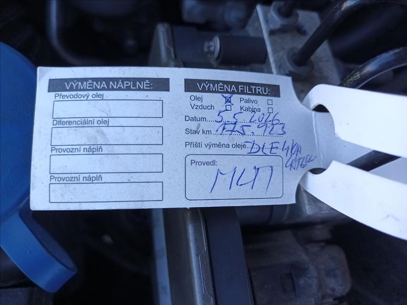 Mercedes-Benz CLS 3,0 350d,4Matic,190kw,ČR,1MAJ, - fotka 27 z 43