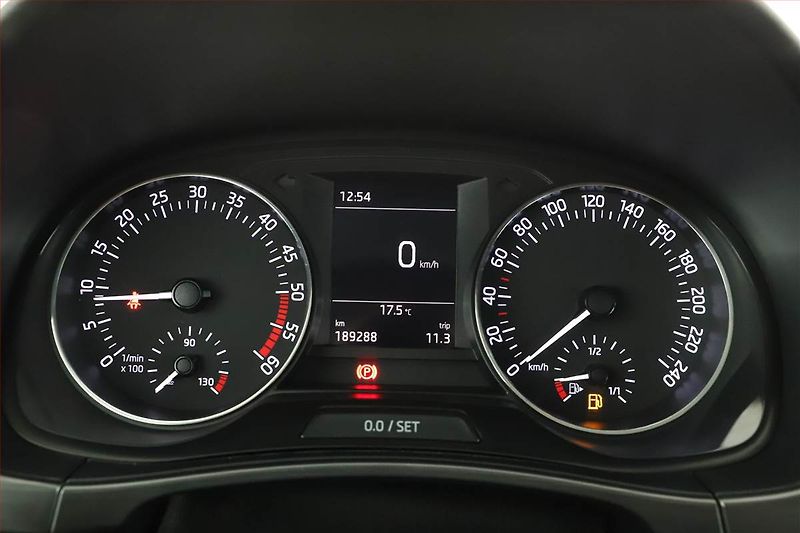 Škoda Fabia (2017) 1.4 TDI, Tempomat - fotka 11 z 14