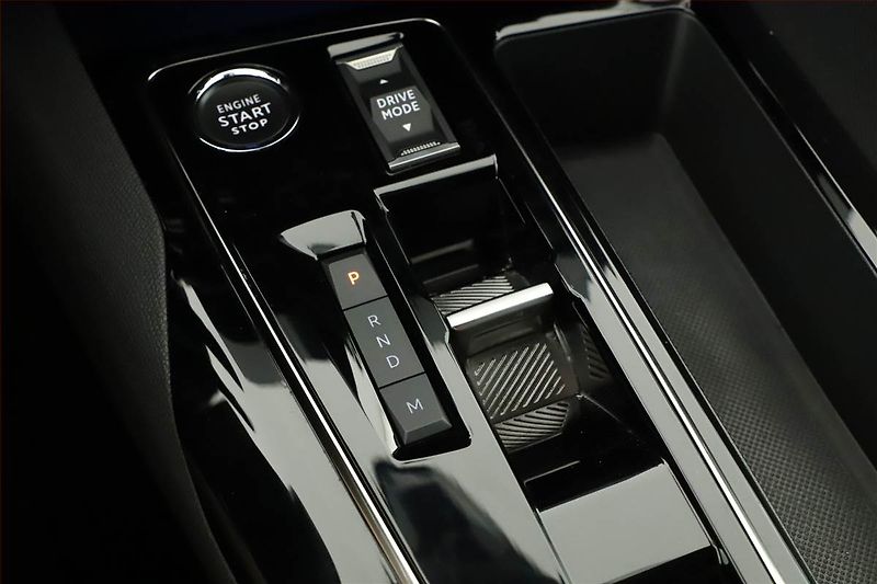 Peugeot 5008 (2023) GT Line 1.5 BlueHDi - fotka 14 z 21