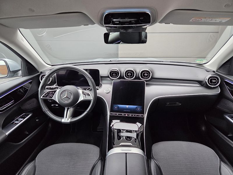 Mercedes-Benz Třídy C 200d Touring MATRIX ACC - fotka 9 z 50