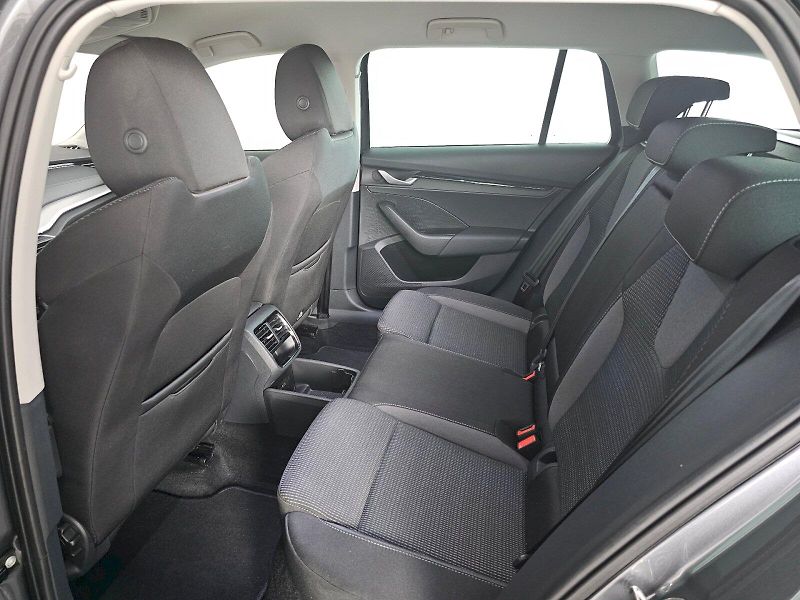 Škoda Octavia (2025) 1.5TSI 110KW TOP SELECTION - fotka 7 z 30