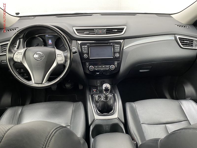 Nissan X-Trail (2015) 1.6dCi, Tekna, TZ, panor - fotka 8 z 17