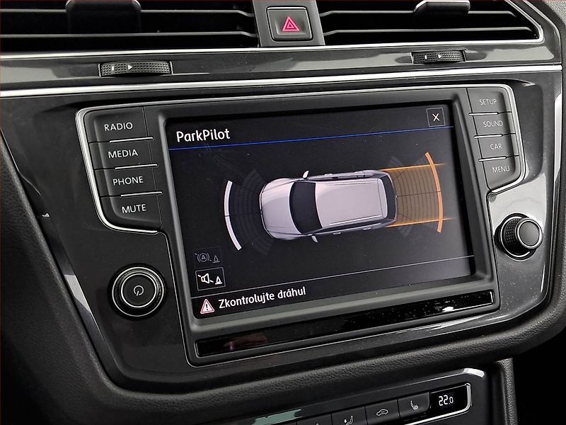 Volkswagen Tiguan (2016) 2.0 TDI, 4X4, Automat - fotka 15 z 22