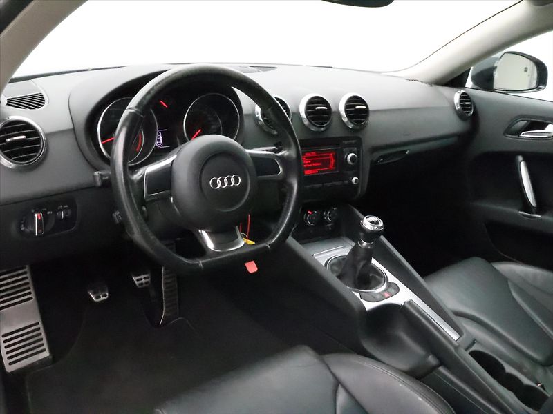 Audi TT 2,0 TFSI 147kW Kůže Xenon - fotka 25 z 33