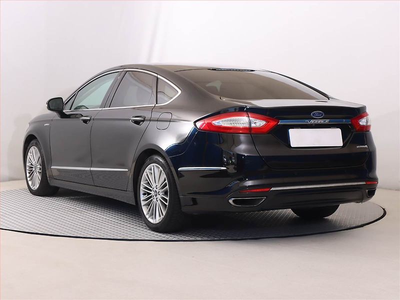 Ford Mondeo (2018) Vignale 2.0 Hybrid, Automat - fotka 4 z 22