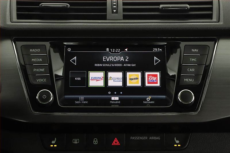 Škoda Fabia (2017) 1.0 TSI, Navi, Tempomat - fotka 12 z 18