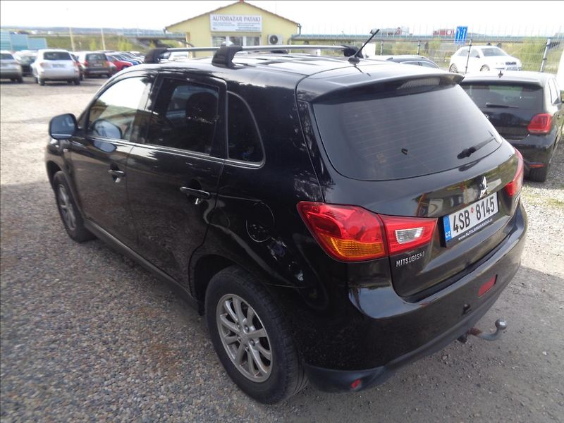 Mitsubishi ASX 1,6 - fotka 5 z 15