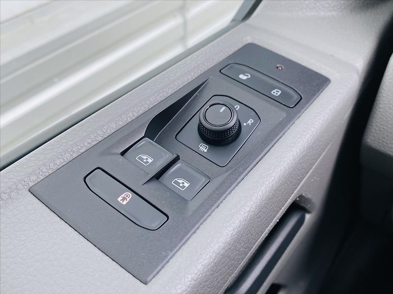 Volvo XC90 2,0 B5 AWD 173kW Inscription - fotka 12 z 31