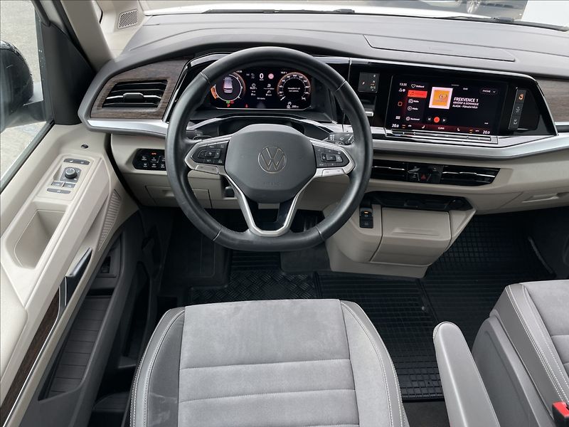 Volkswagen Multivan 2,0 TDI DSG Style 7Míst+Kamera - fotka 7 z 21