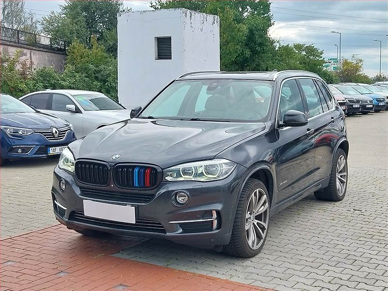 BMW X5 (2015) xDrive40d, 4X4, Automat, Kůže - fotka 2 z 24