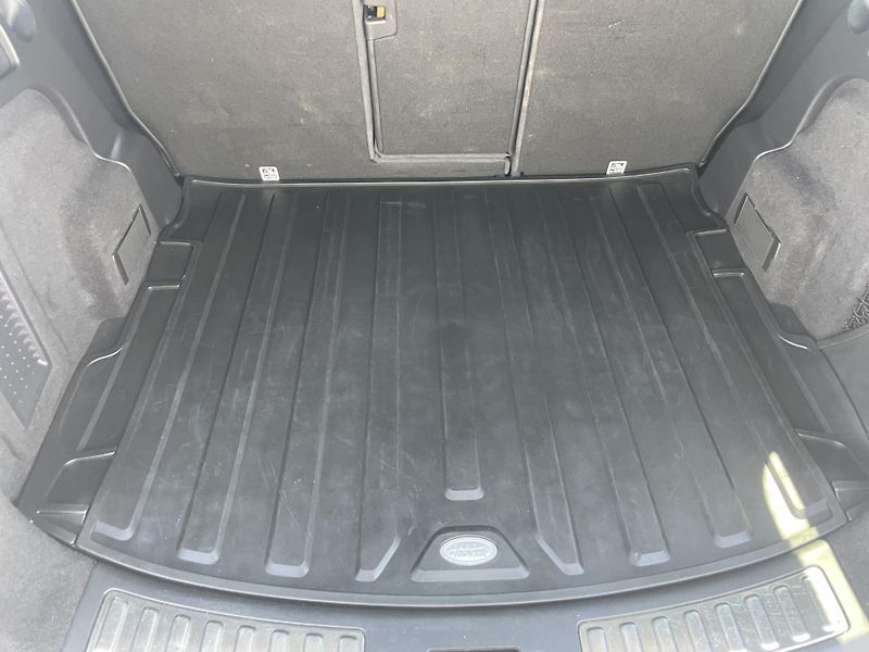 Land Rover Discovery Sport 2.0TDi 180PS 4x4 R-DYNAMIC TOP - fotka 120 z 180