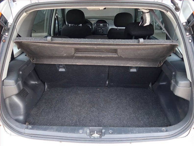 Suzuki Ignis (2008) 1.3, Klima, oblíbený vůz - fotka 13 z 14