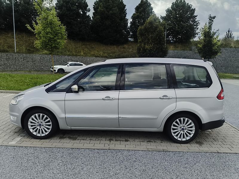 Ford Galaxy (2012) - fotka 2 z 25