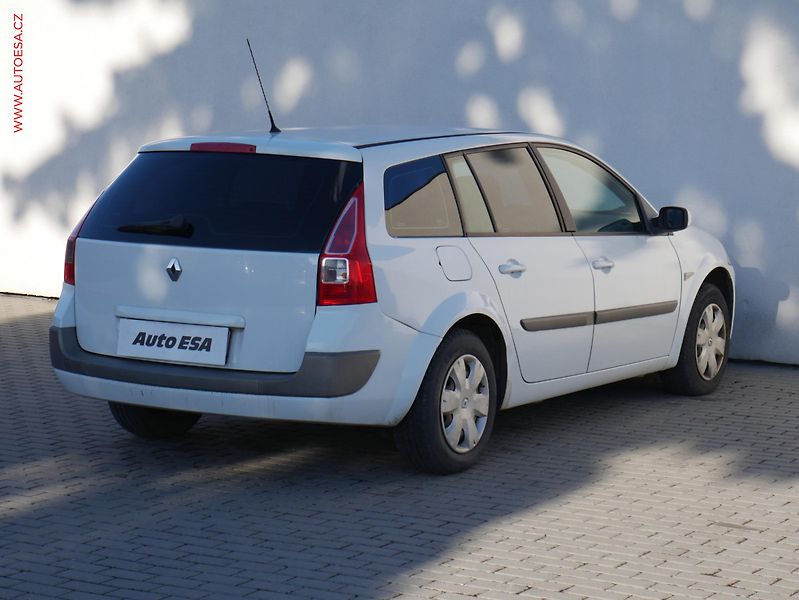 Renault Mégane (2007) 1.4i, 1.maj,ČR, Klima - fotka 4 z 14