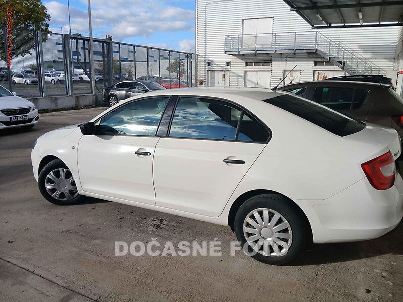 Škoda Rapid (2015) 1.6 TDi, ČR, AC, tažné - fotka 2 z 3
