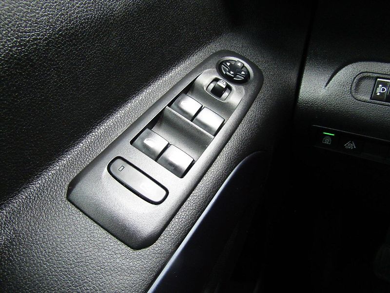 Peugeot Rifter (2020) 1.5 HDI LONG  7 MÍST - fotka 29 z 39